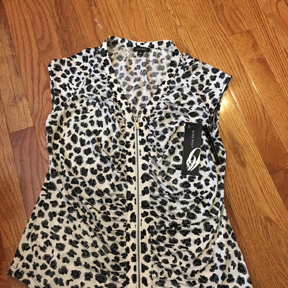 Women's Top